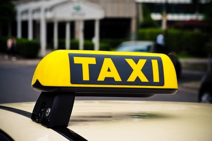 Taxi service in Ahmedabad 